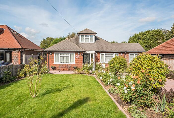 3 Bedroom Bungalow For Sale In Main Road, Sundridge, Sevenoaks, Kent, TN14
