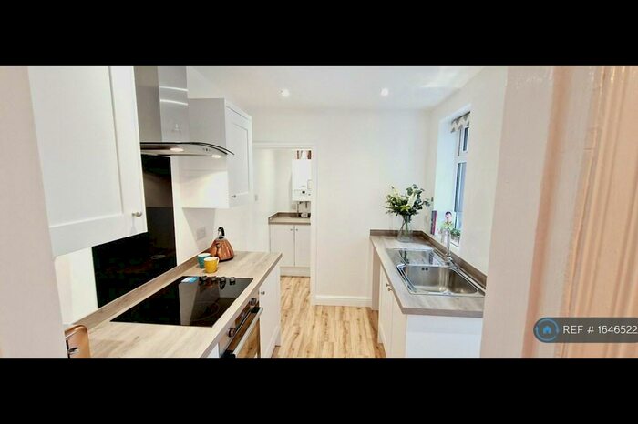 2 Bedroom Terraced House To Rent In Belvoir Street, Nottingham, NG3