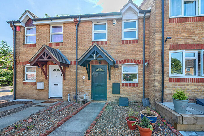 2 Bedroom Terraced House For Sale In Byron Drive, Erith, DA8