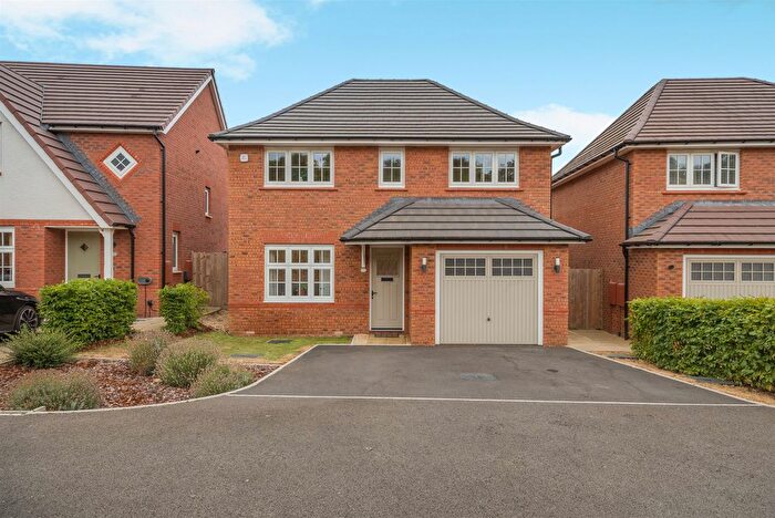 3 Bedroom Detached House For Sale In Long Pasture Road, Llanwern, Newport, NP18