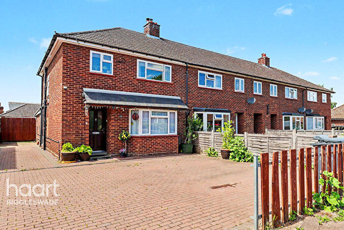 3 Bedroom End Of Terrace House For Sale In Belam Way, Sandy, SG19
