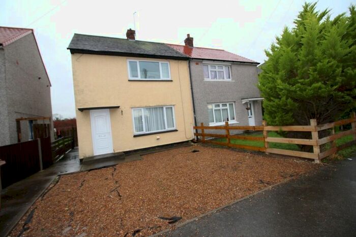 2 Bedroom Semi-Detached House For Sale In Wroots Avenue, Goole DN14