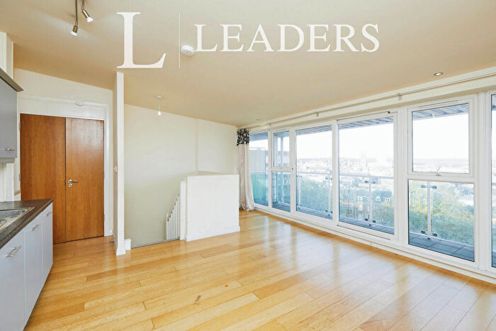 2 Bedroom Flat To Rent In Babington Court, Derby City, DE1