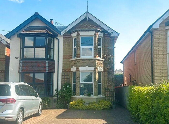 3 Bedroom Semi-Detached House For Sale In Church Road, Gurnard, Cowes, PO31