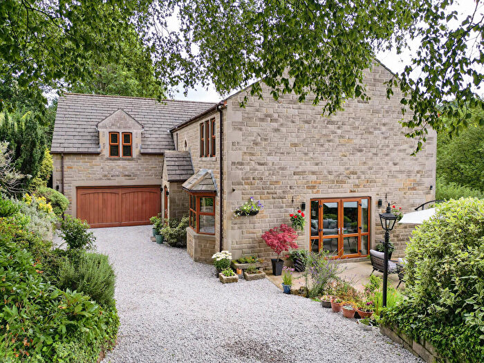 5 Bedroom Detached House For Sale In Top O' Th' Hill Road, Todmorden, OL14