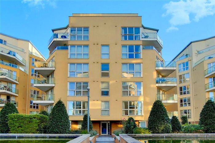 2 Bedroom Apartment To Rent In Water Gardens Square London, SE16