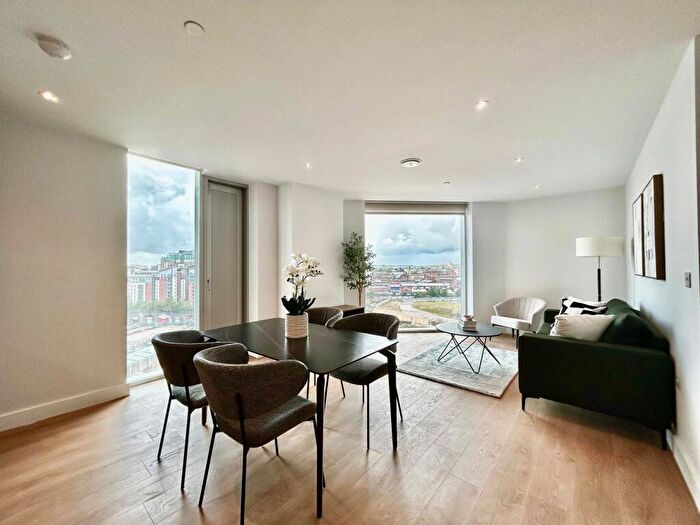 2 Bedroom Apartment To Rent In Dantzic Street, Manchester, M4