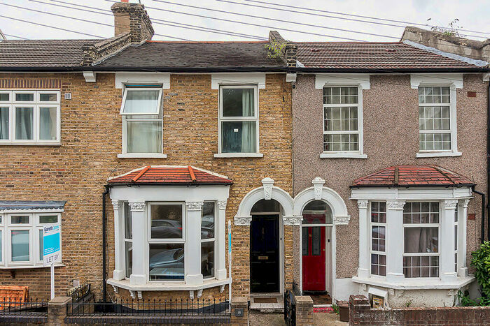 5 Bedroom Terraced House To Rent In Furley Road, SE15