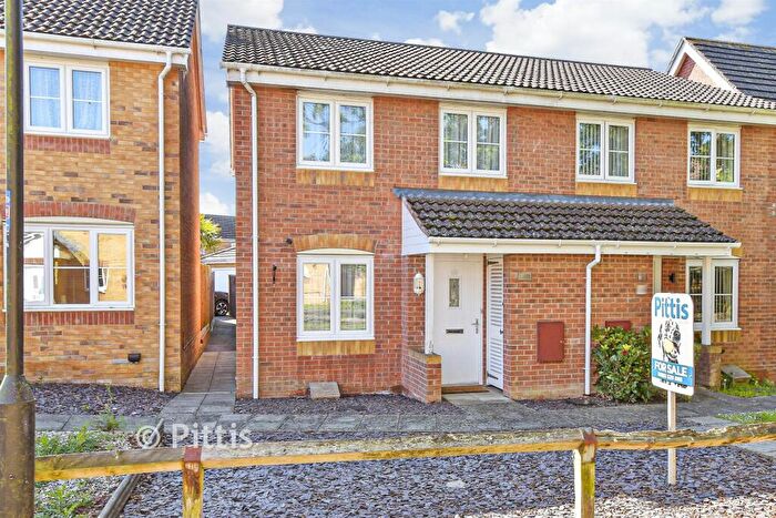 3 Bedroom Semi-Detached House For Sale In Snowberry Road, Newport, Isle Of Wight, PO30