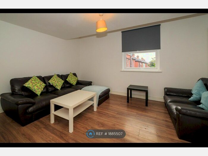 6 Bedroom Terraced House To Rent In Baileys Road, Southsea, PO5