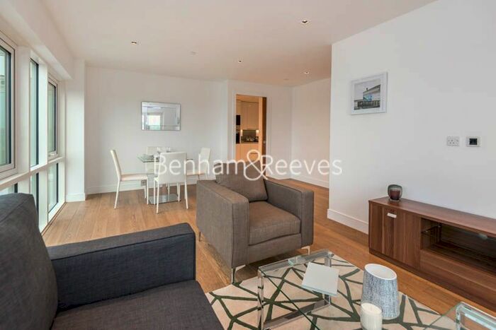 2 Bedroom Flat To Rent In Longfield Avenue, Ealing, W5