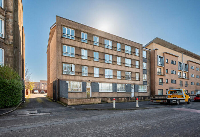 2 Bedroom Flat For Sale In Wellshot Road, Glasgow, G32