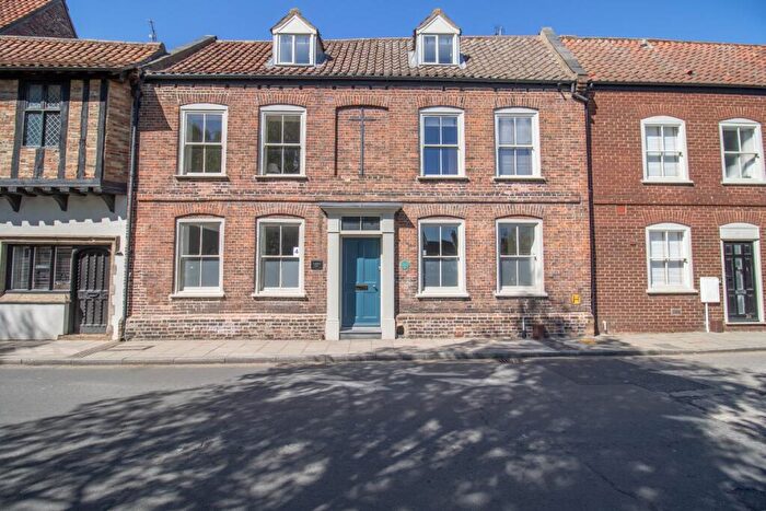 4 Bedroom Town House For Sale In St. Nicholas Street, King's Lynn, Norfolk, PE30