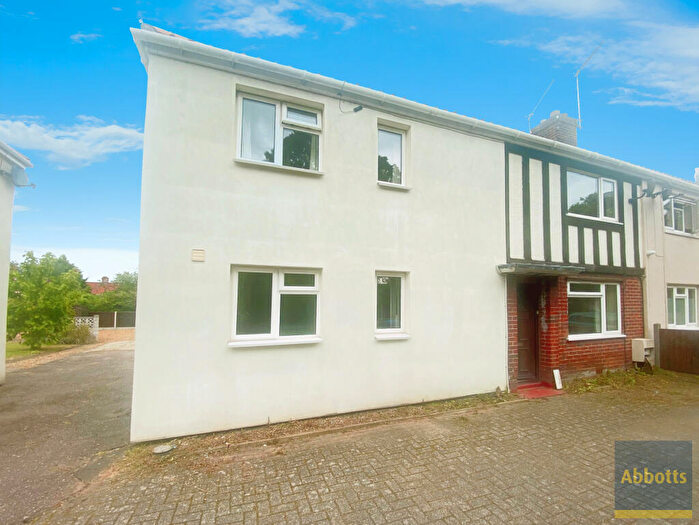 3 Bedroom House To Rent In Bowthorpe Road, Norwich, NR5