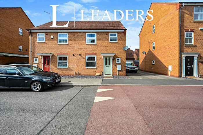 3 Bedroom Semi-Detached House To Rent In Sylvan Avenue, Kirkby In Ashfield, NG17