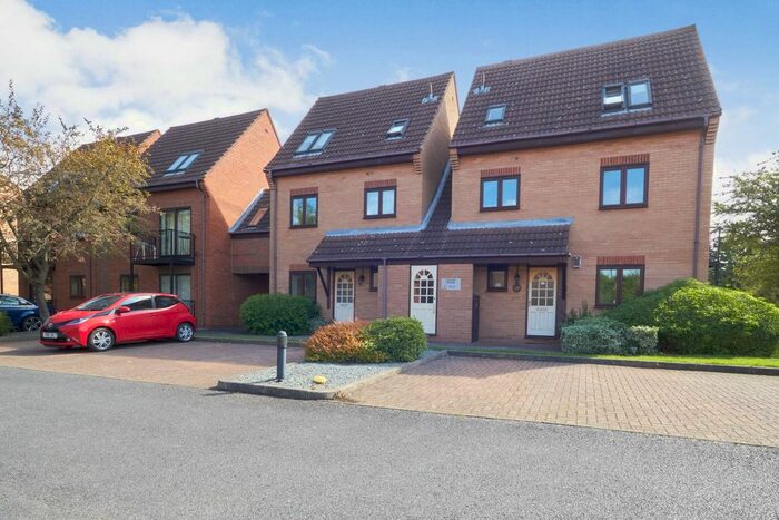 1 Bedroom Flat To Rent In Curlew Wharf, Nottingham, NG7