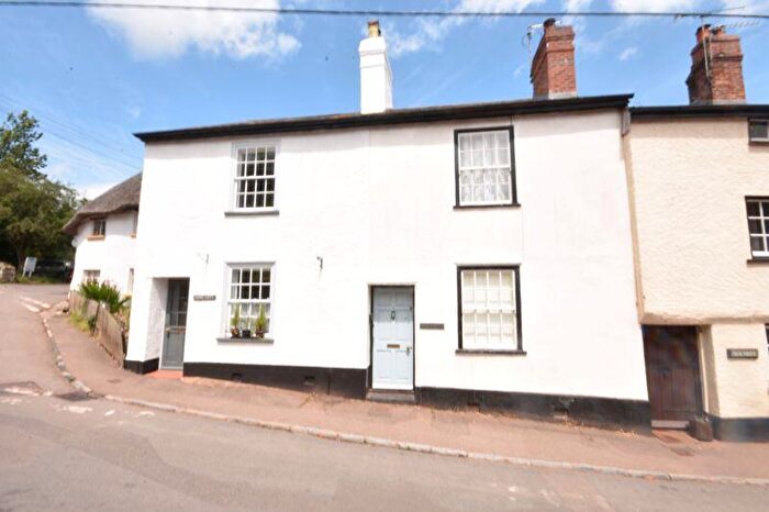 2 Bedroom Cottage To Rent In Bullen Street, Exeter, EX5
