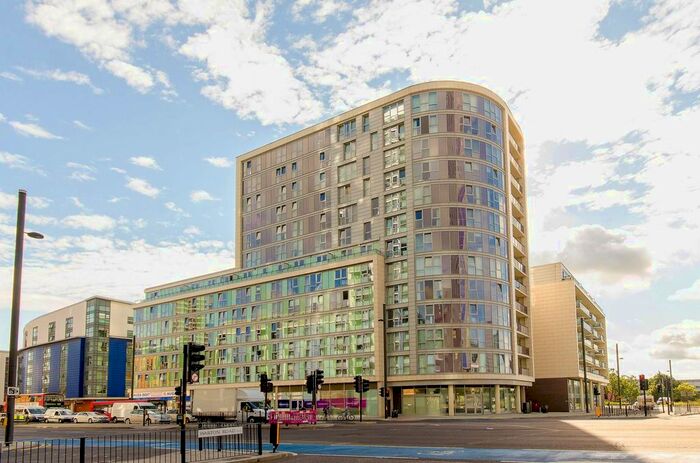 2 Bedroom Flat To Rent In Aurora Building, Stratford, London, E15