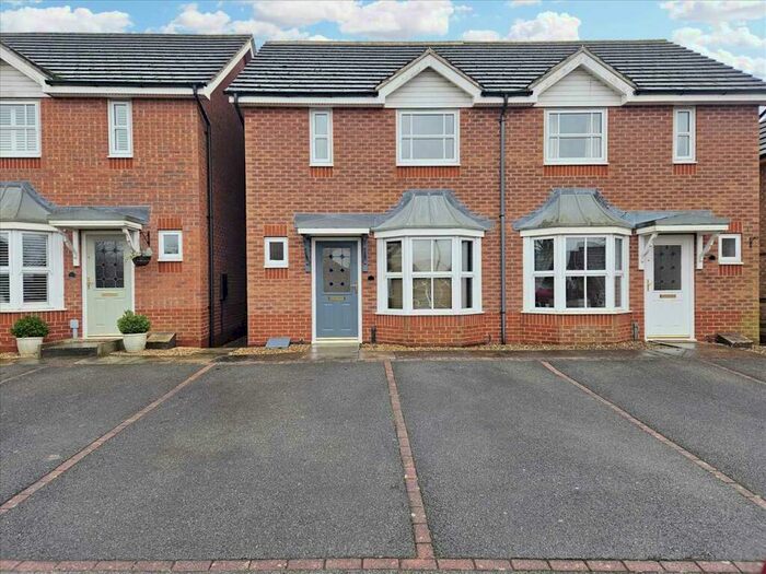2 Bedroom Semi-Detached House To Rent In Endeavour Court, Sleaford, NG34