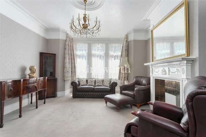 3 Bedroom Terraced House To Rent In Park Avenue, London, N13