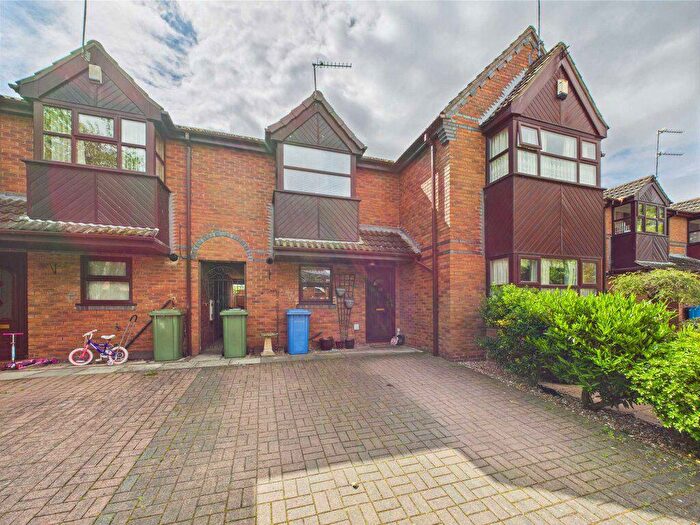 2 Bedroom Town House To Rent In St Johns Court, Goole, DN14