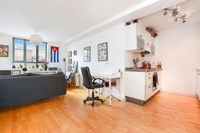 1 Bedroom Apartment To Rent In Louisa Street, London, E1