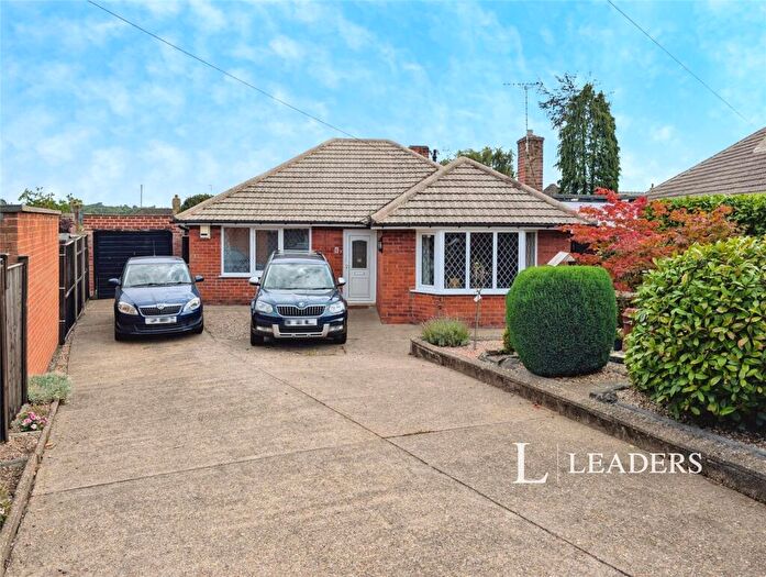 2 Bedroom Bungalow For Sale In Wood Close, Forest Town, Mansfield, NG19