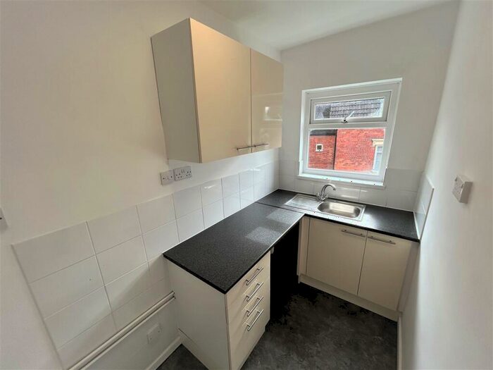 1 Bedroom Flat To Rent In Flat The Old Vicarage, Halesowen Road, Cradley Heath, B64