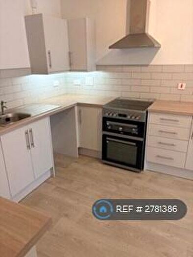 1 Bedroom Flat To Rent In Upper Dock Street, Newport, NP20