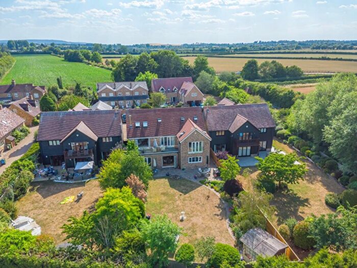 5 Bedroom Detached House For Sale In Hartop Close, Ivinghoe Aston, LU7