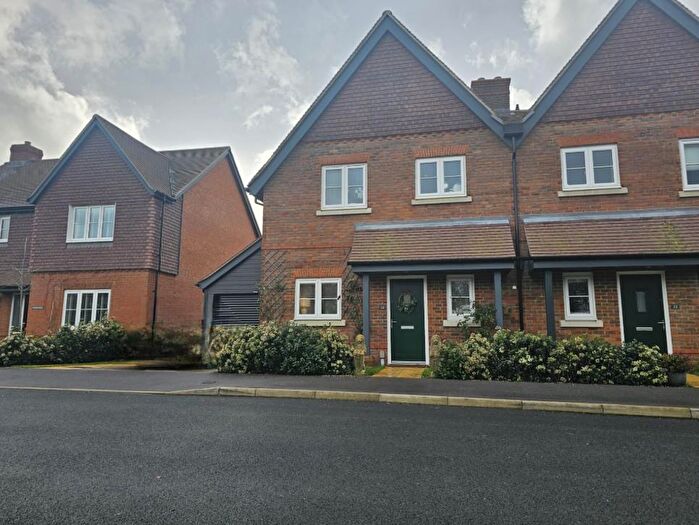 3 Bedroom Semi-Detached House For Sale In Poplar Way, Ickford, Buckinghamshire, HP18