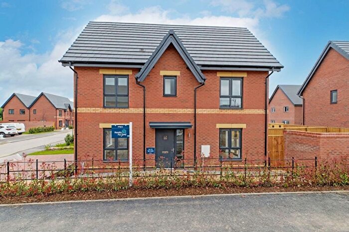 3 Bedroom Semi-Detached House For Sale In Culver Drive, Great Sankey, Warrington, WA5