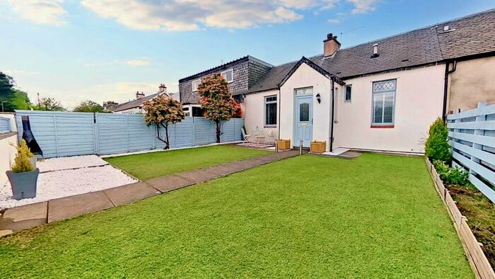 2 Bedroom Cottage For Sale In Roman Camp Cottages, Broxburn, EH52