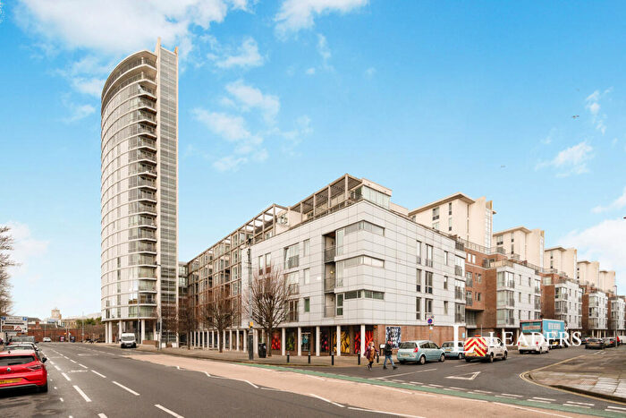 1 Bedroom Flat To Rent In Brunswick House, Queen Street, Portsmouth, PO1