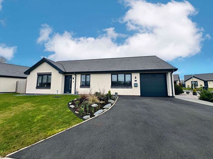 3 Bedroom Bungalow For Sale In Estuary Gardens, Thornton, FY5