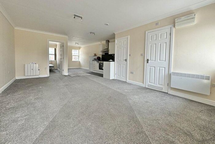 1 Bedroom Flat To Rent In Herschel Street, SL1