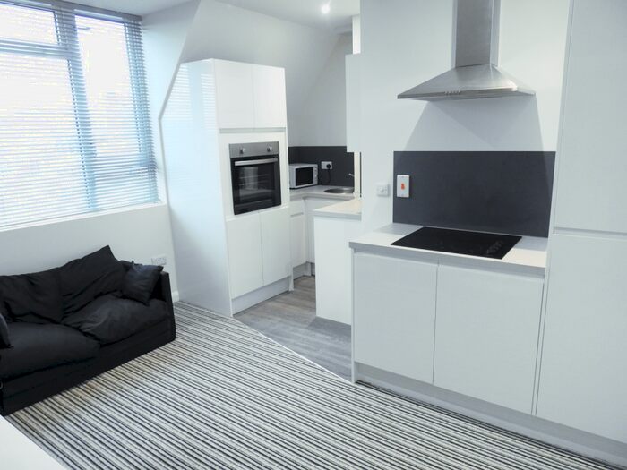 1 Bedroom Apartment To Rent In Centre Court, Paragon Street, HU1
