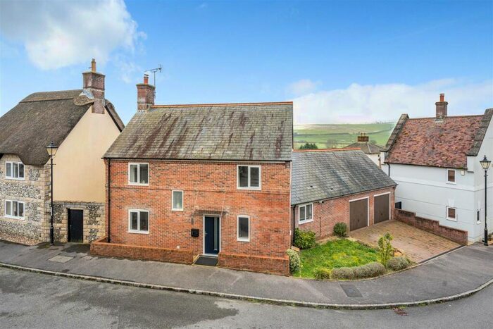 4 Bedroom Detached House For Sale In Magiston Street, Stratton, Dorchester, DT2