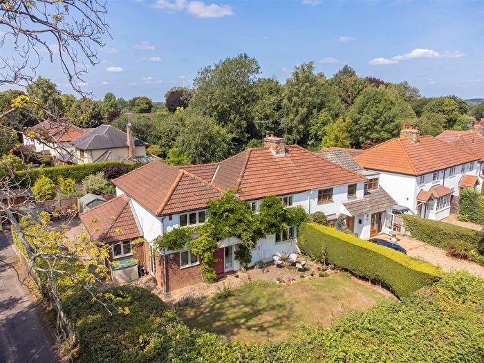 4 Bedroom Semi-Detached House For Sale In Kimpton Road, Wheathampstead, St. Albans, AL4