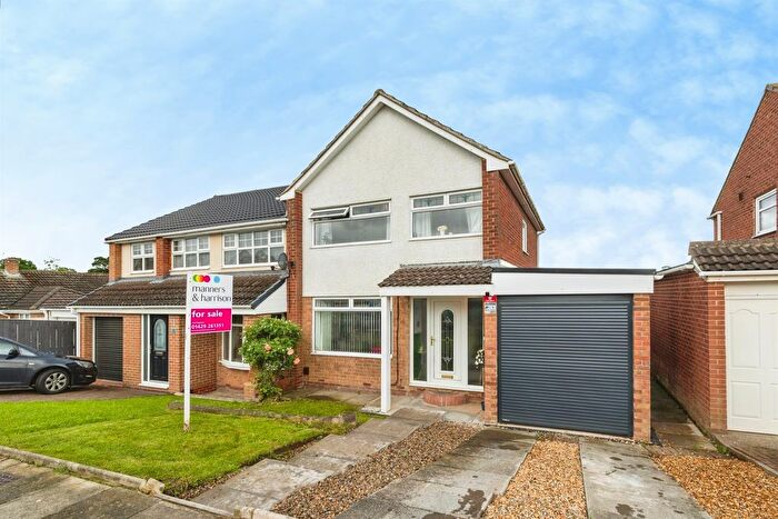 3 Bedroom Semi Detached House For Sale In Royston Grove, Hartlepool, TS25