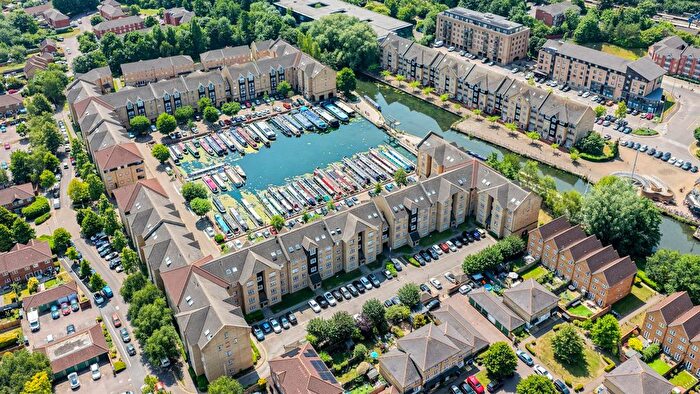 1 Bedroom Flat For Sale In Evans Wharf, Apsley, Hemel Hempstead, Hertfordshire, HP3