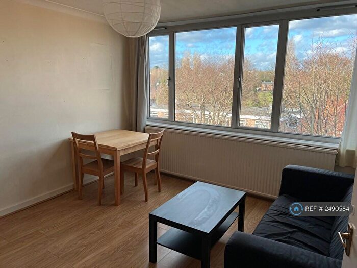 1 Bedroom Flat To Rent In Melisa Court, London, N6
