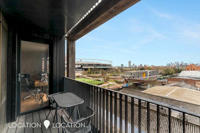 1 Bedroom Flat To Rent In Roach Road, London, E3