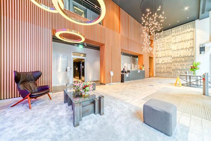 1 Bedroom Apartment For Sale In Saffron Central Square, Croydon, CR0