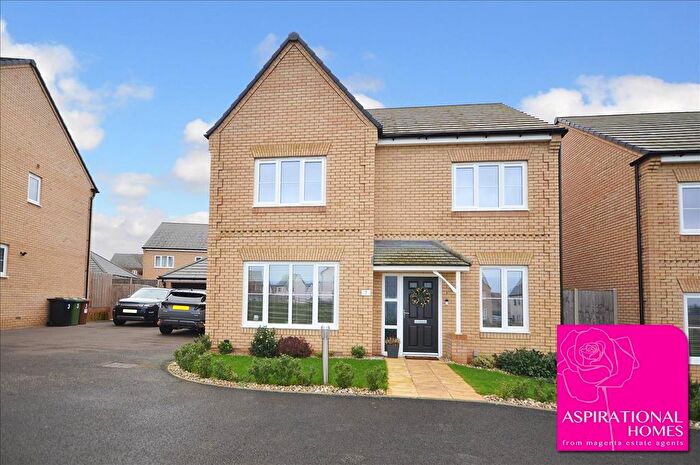 4 Bedroom Detached House For Sale In Mandarin Close, Wellingborough, Northamptonshire, NN8