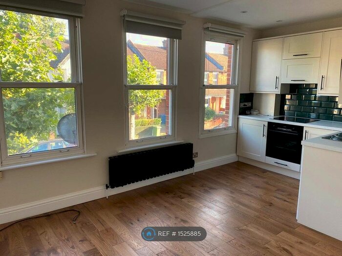 1 Bedroom Maisonette To Rent In Merivale Road, Harrow, HA1