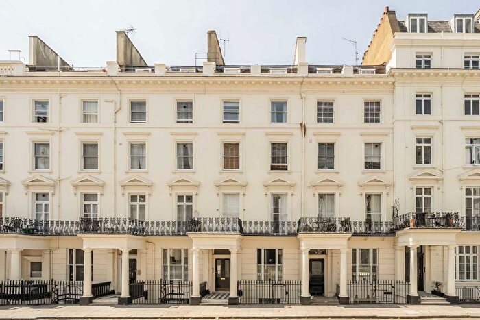 Studio For Sale In Gloucester Terrace, Hyde Park, W2