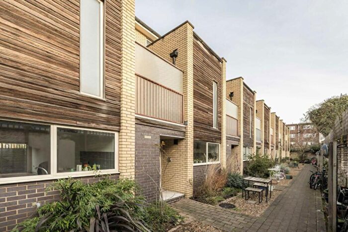 3 Bedroom Terraced House For Sale In Quantock Mews, Peckham, SE15