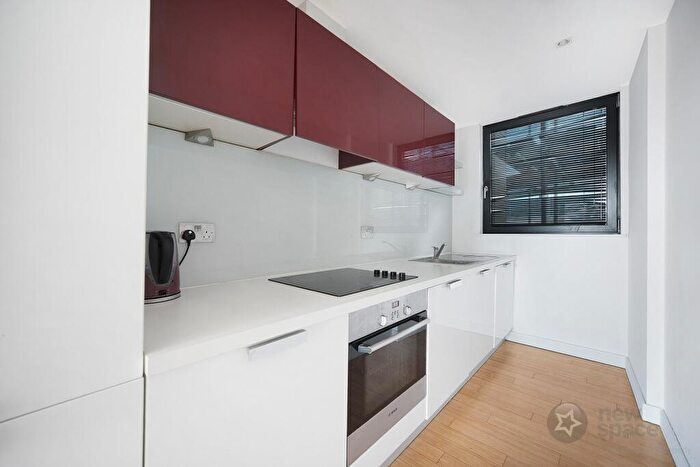 2 Bedroom Apartment To Rent In Soda Studios, Kingsland Road, Haggerston, E8