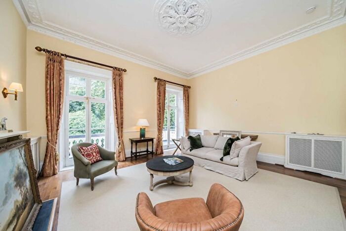 2 Bedroom Flat To Rent In Warwick Square, London, SW1V